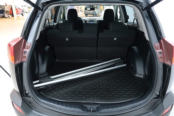 Toyota RAV4 19 of 19