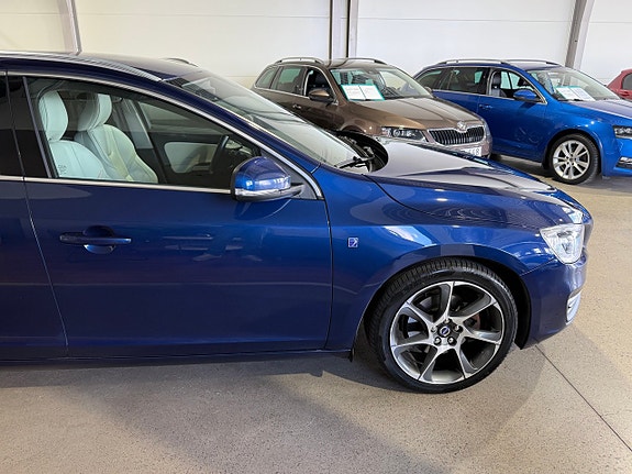 Volvo V60 15 of 26