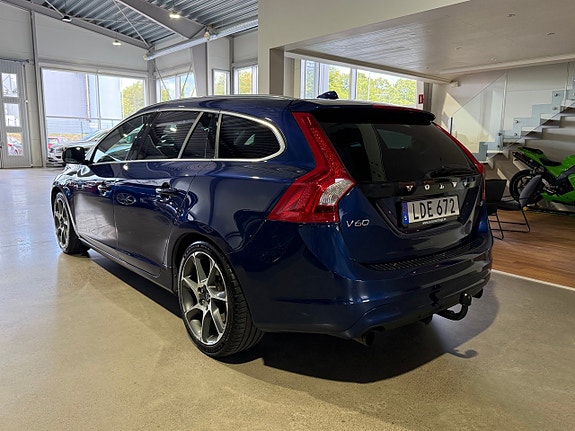 Volvo V60 8 of 26