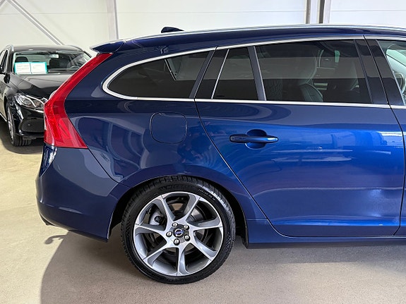 Volvo V60 13 of 26
