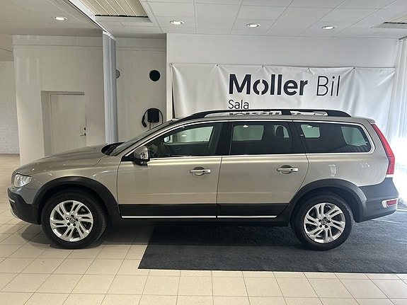Volvo XC70 3 of 22