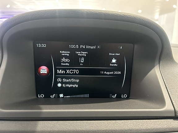 Volvo XC70 14 of 22