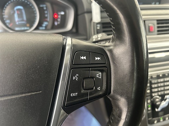 Volvo XC70 18 of 22