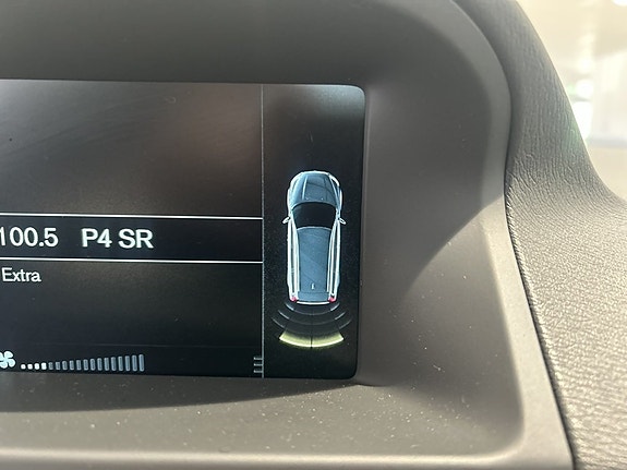 Volvo XC70 16 of 22