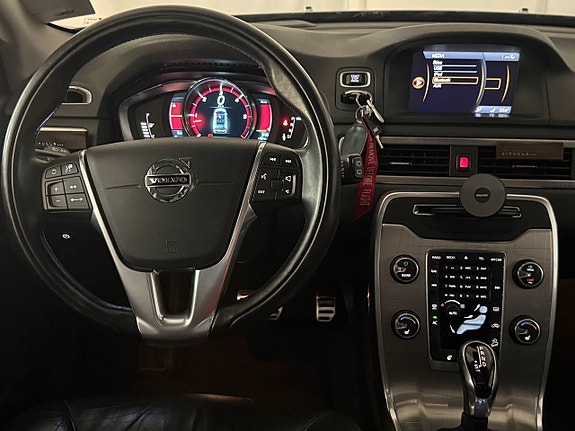 Volvo XC70 19 of 21