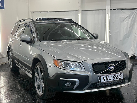 Volvo XC70 3 of 21