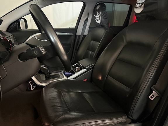 Volvo XC70 8 of 21