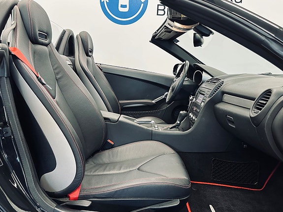 Mercedes-Benz SLK200 15 of 15