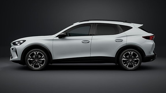 Cupra Formentor 2 of 8