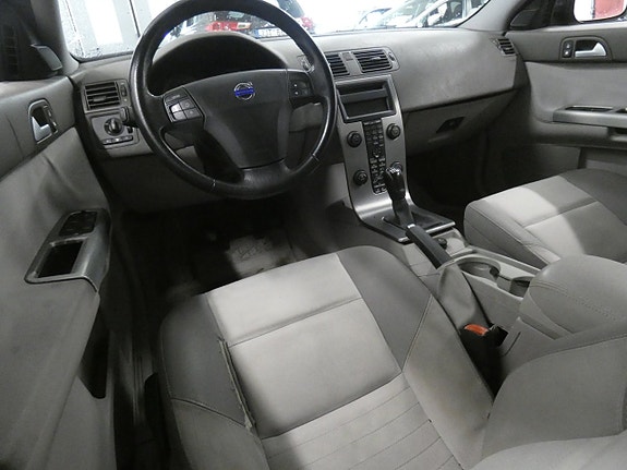 Volvo V50 7 of 15