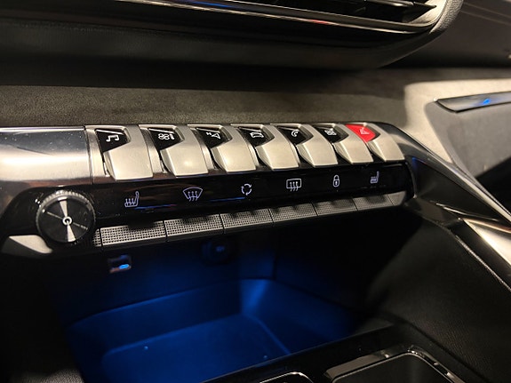 Peugeot 5008 12 of 17