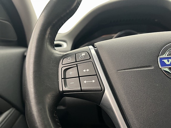 Volvo XC70 27 of 30