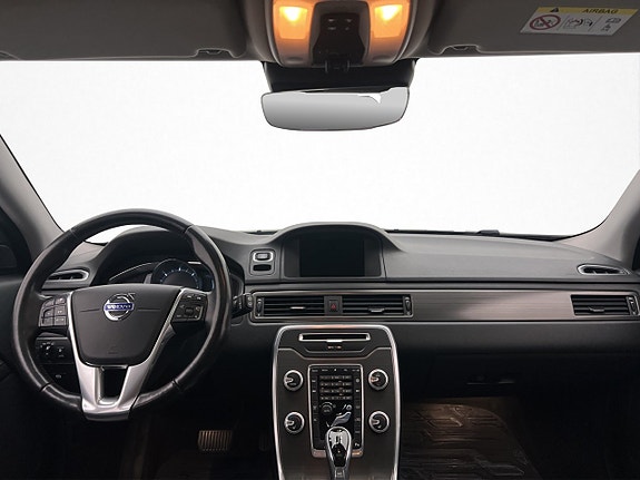 Volvo XC70 14 of 30