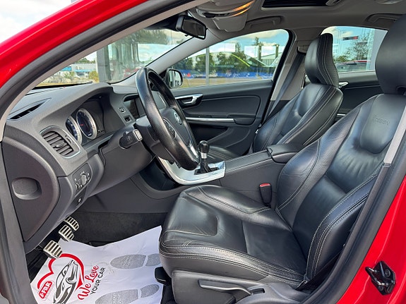 Volvo S60 7 of 19