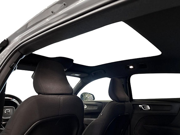 Volvo C40 10 of 24