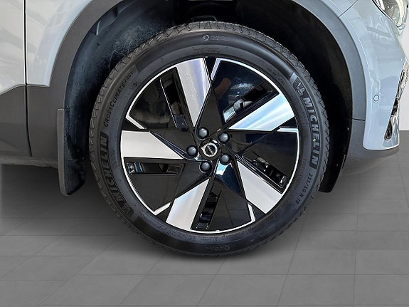 Volvo C40 16 of 24