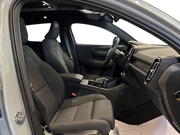 Volvo C40 11 of 24