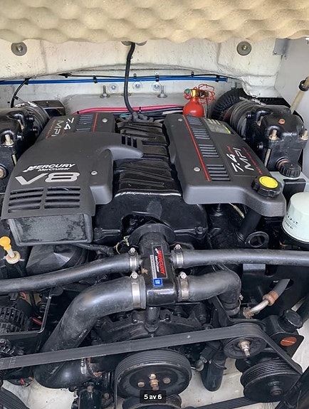 Sea Ray 260 OV 7 of 11