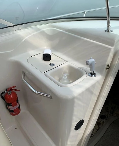 Sea Ray 260 OV 6 of 11