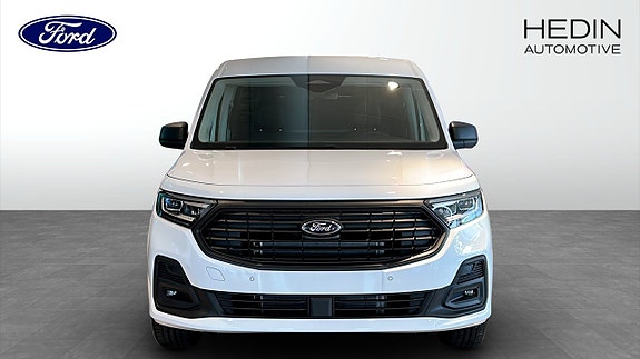 Ford Transit Connect 8 of 9