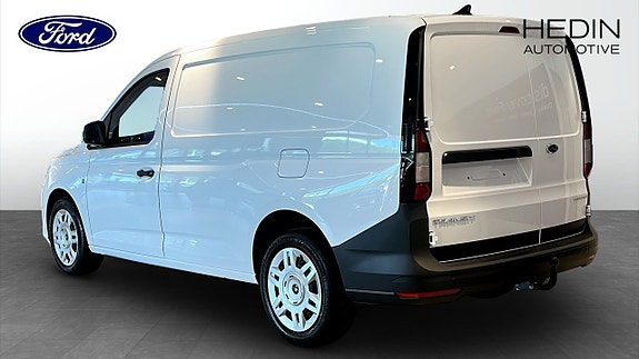 Ford Transit Connect 2 of 9