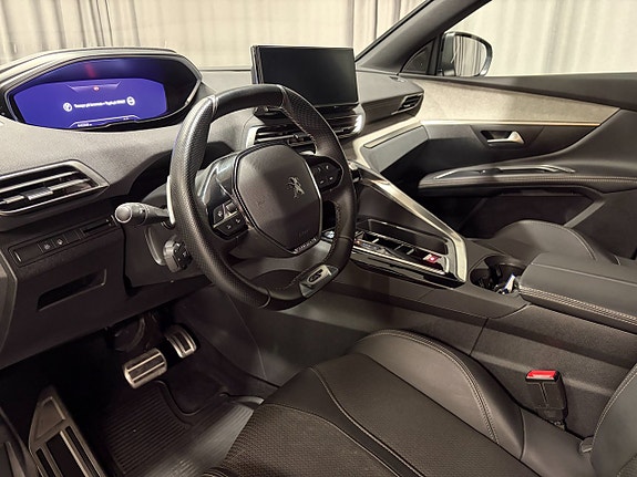 Peugeot 5008 9 of 17