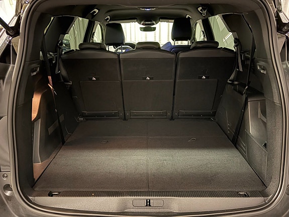 Peugeot 5008 4 of 17