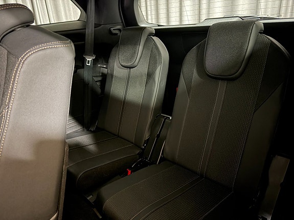 Peugeot 5008 6 of 17