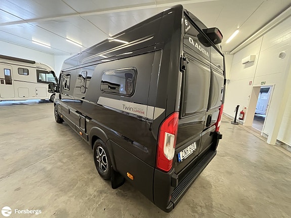 Adria TWIN 640 SGX ElSäng/ Solcell/ Automat 5 of 21