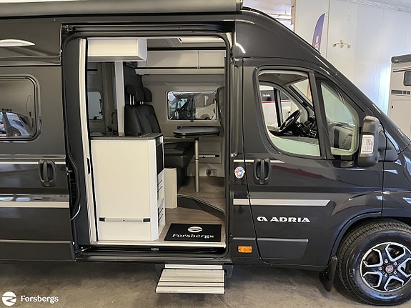 Adria TWIN 640 SGX ElSäng/ Solcell/ Automat 9 of 21
