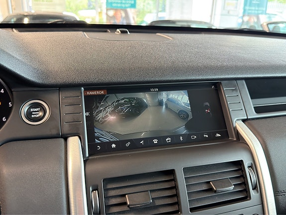 Land Rover Discovery Sport 18 of 26