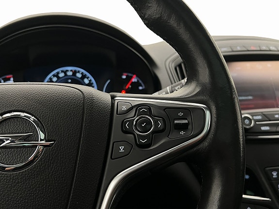 Opel Insignia 25 of 30