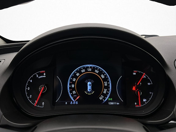Opel Insignia 22 of 30