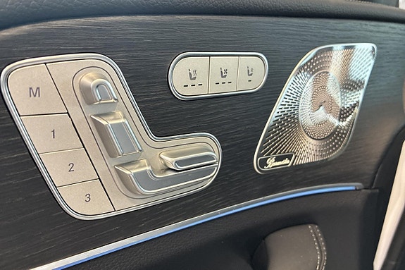 Mercedes-Benz GLE53 14 of 16