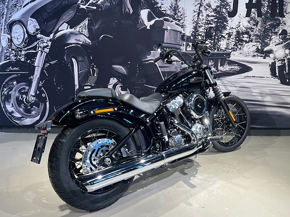 Harley-Davidson Street Bob 117 "SPARA 11.000kr" 8 of 18