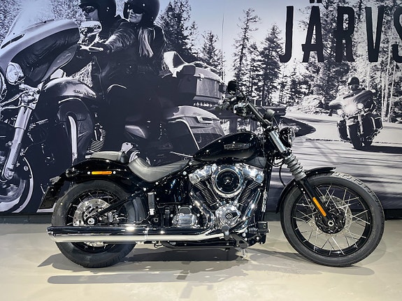 Harley-Davidson Street Bob 117 "SPARA 11.000kr"