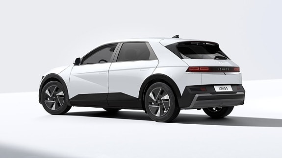 Hyundai Ioniq 5 4 of 10