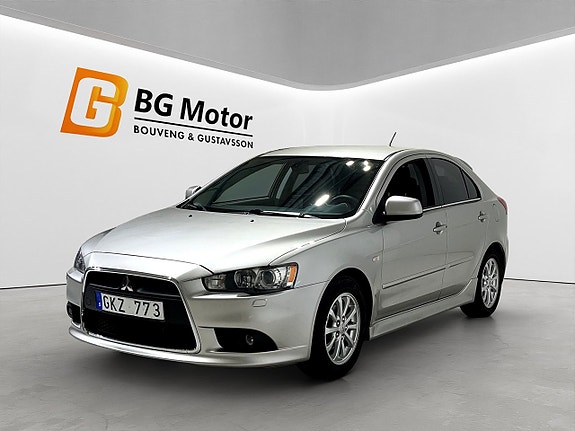 Mitsubishi Lancer 8 of 18