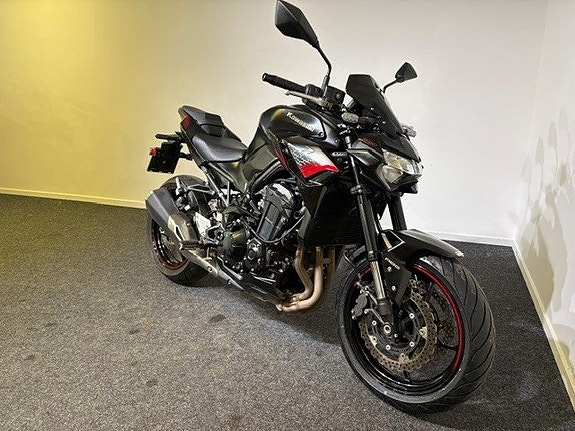 Kawasaki Z900 PRISSÄNKT 3 of 6