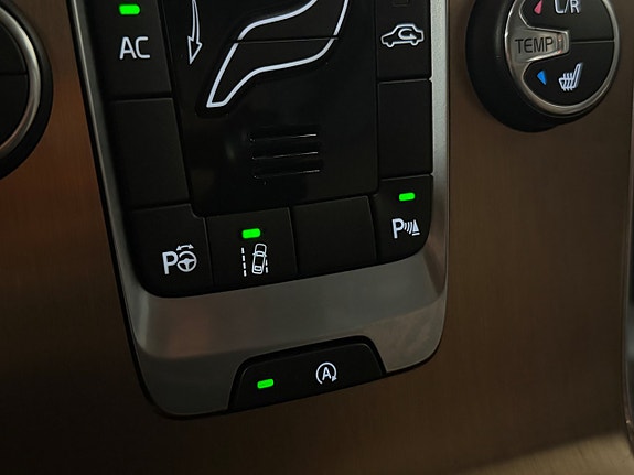 Volvo V40 Cross Country 15 of 21