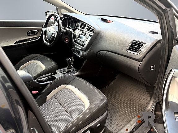 Kia Ceed 12 of 14