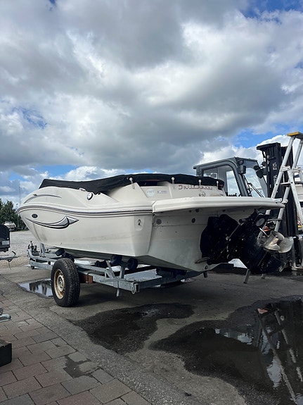 Sea Ray 185 Sport med trailer – MerCruiser 135 hk 6 of 6