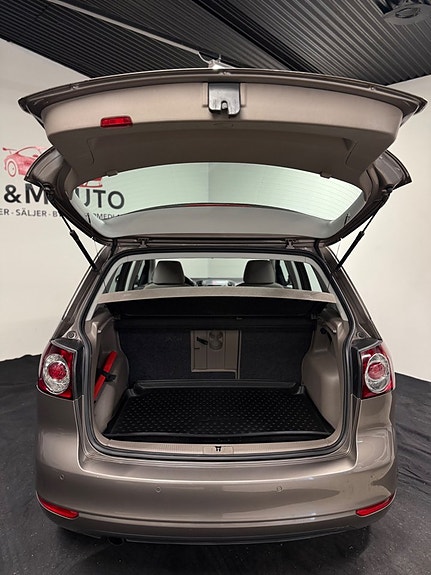 Volkswagen Golf Plus 8 of 19