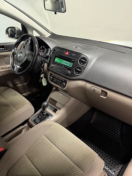 Volkswagen Golf Plus 9 of 19