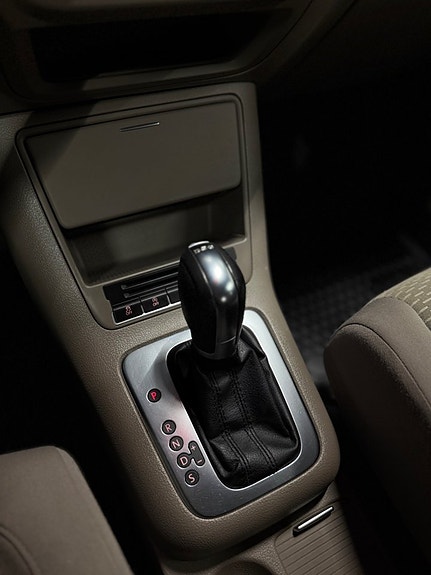 Volkswagen Golf Plus 17 of 19