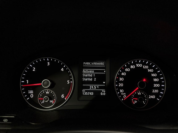 Volkswagen Golf Plus 13 of 19