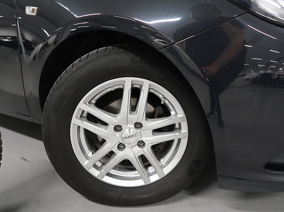 Opel Corsa 12 of 29