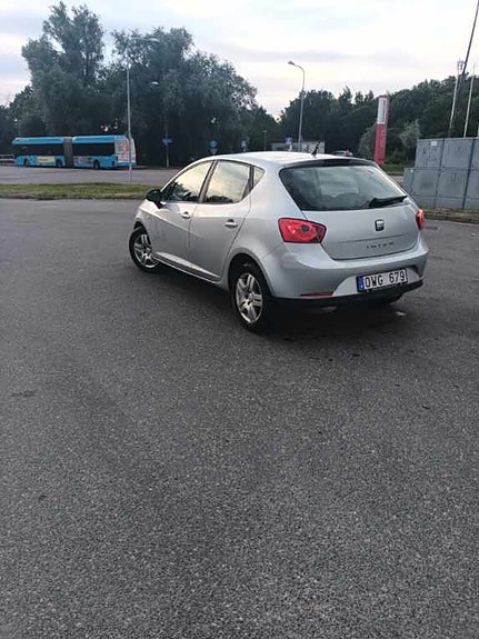 Seat Ibiza 2 of 5