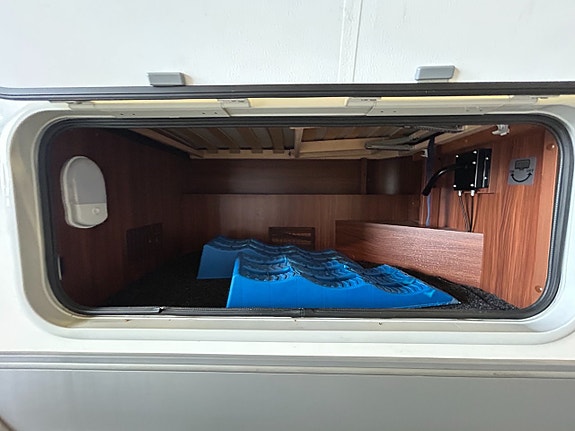 Adria Matrix Supreme M 687 SLT / Automat / Alde / Taksäng / AC / Kamkedja 25 of 26