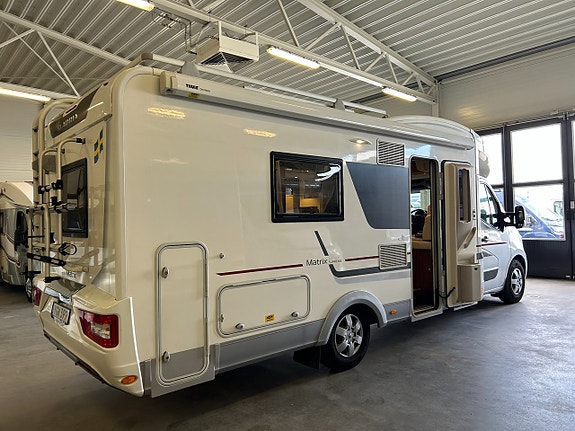 Adria Matrix Supreme M 687 SLT / Automat / Alde / Taksäng / AC / Kamkedja 3 of 26